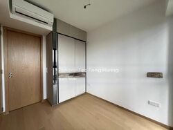 Midwood (D23), Condominium #484008021